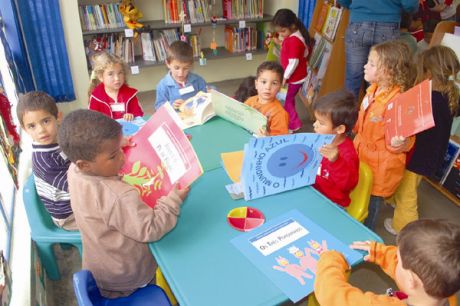 Creche Caic Eldorado recebe Circuito Literário Cultural.