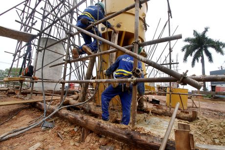 Complexo Viário do Tijucal ganha nova frente de trabalho e amplia interdição