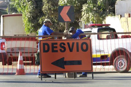 Começa segunda etapa de escavação da Trincheira do Verdão na Miguel Sutil