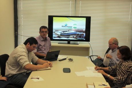 Câmara tributária apresenta projeto para universidades de Cuiabá e VG