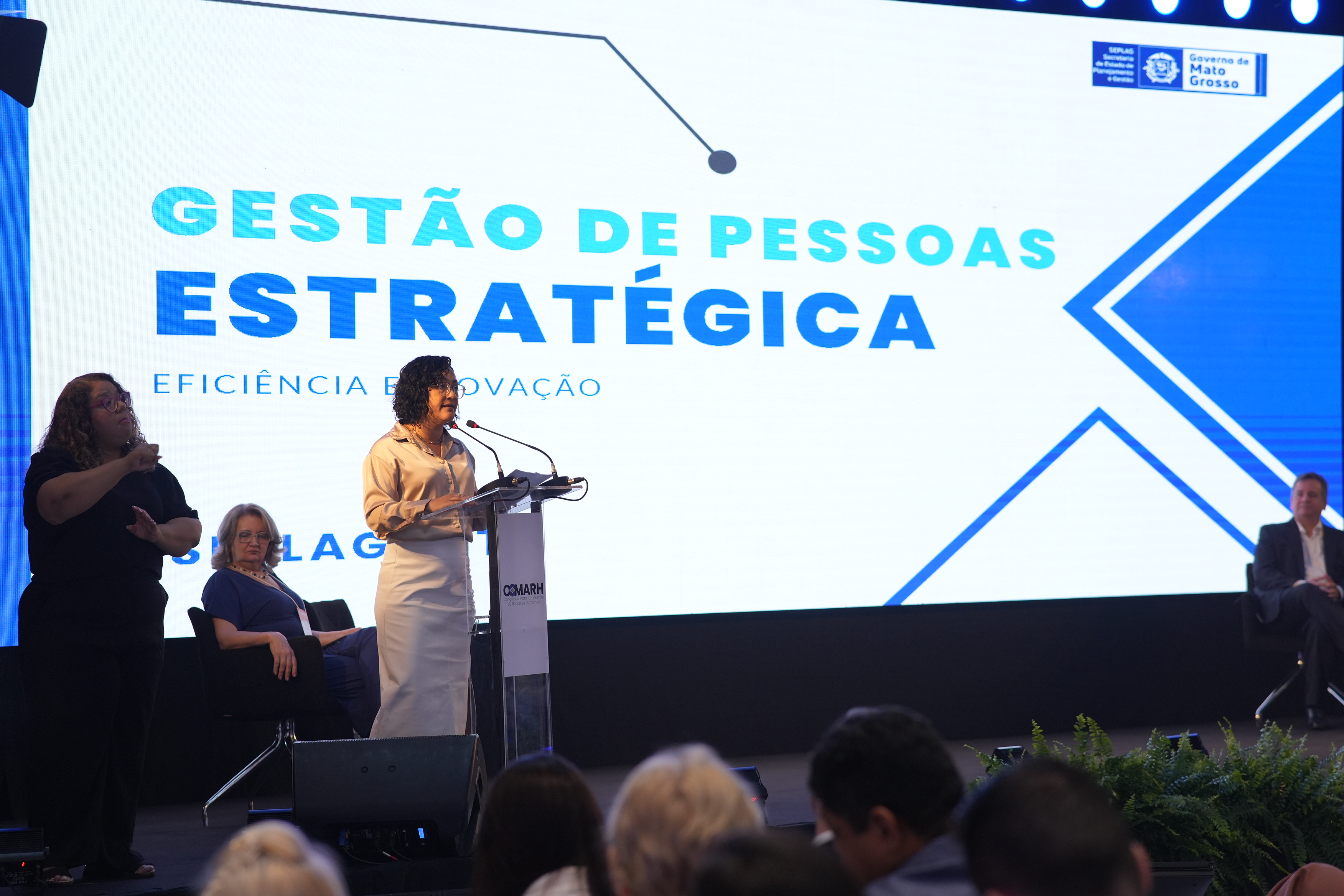 Seplag apresenta pilares da política de gestão de pessoas do setor público estadual