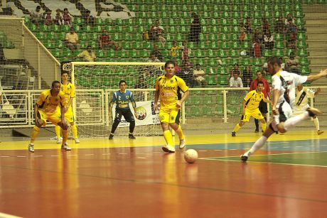 Brasil e Polônia se enfrentam no Desafio Internacional de Futsal no próximo domingo