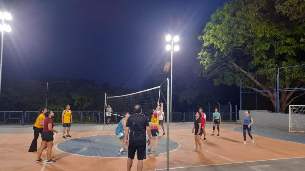 Seplag promove torneio de vôlei em comemoração ao mês do servidor