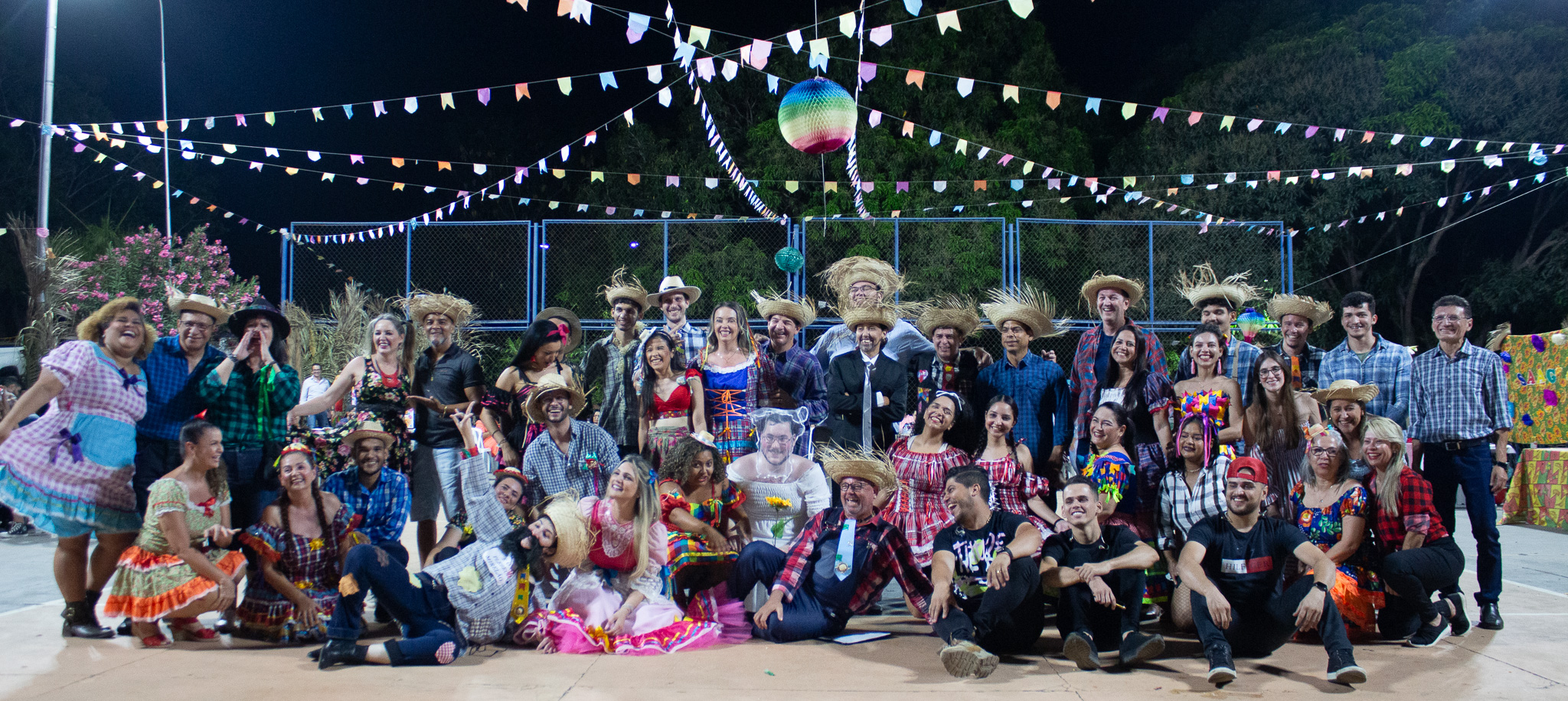 Festa agostina teve quadrilha, correio elegante, comidas típicas e muita animação