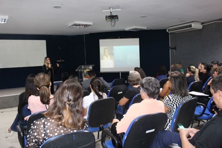 Seplag realiza palestra sobre Saúde Emocional no Desenvolvimento Profissional