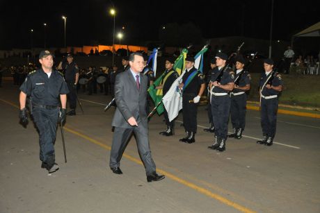 Governador se diz honrado em homenagear policiais por serviços prestados